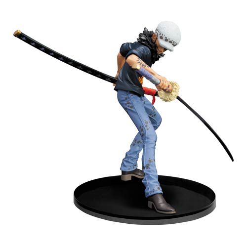 One Piece Trafalgar Law Statue                              