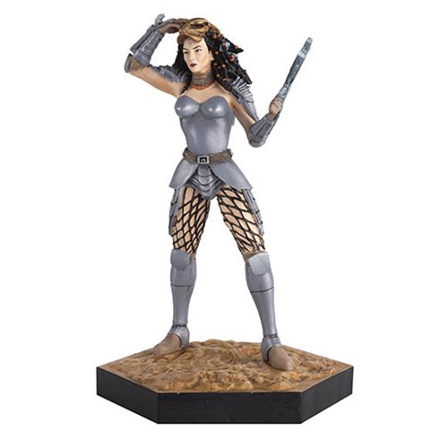 Alien and Predator Machiko Naguchi Figure with Magazine #47 