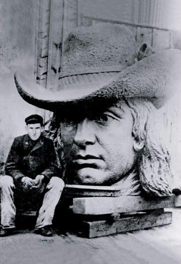 Man Posing with William Penn's Head  Philadelphia  PA 12x18 Giclee on canvas