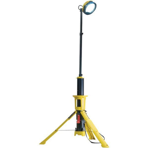 Pelican 094400-0000-245 2,400-lumen 9440 Remote Area Lighting System