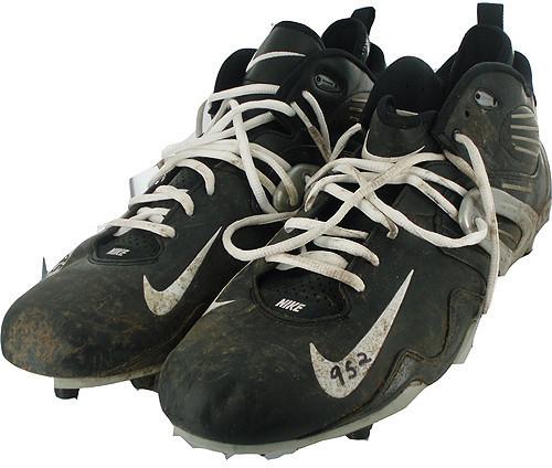 Syracuse 2007 Game Used Football Shoes Norton #69 Size: 16